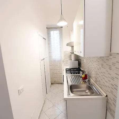 Easy Holidays - In Selci Roma
