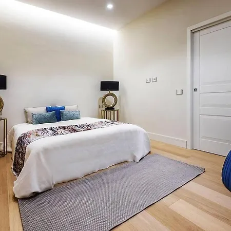 Easy Holidays - In Selci Roma